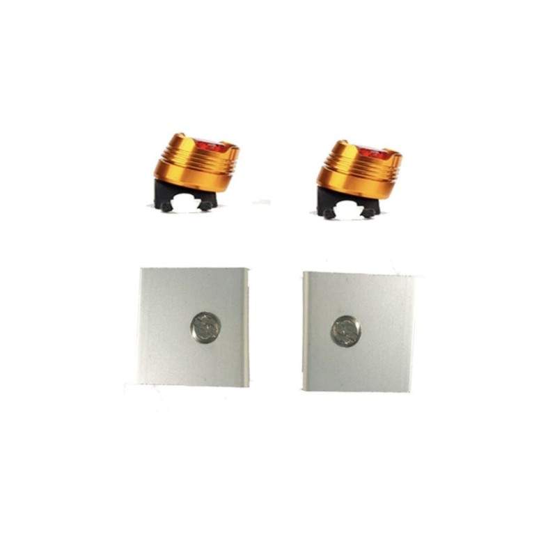 Hátsó figyelmeztető oldalsó lámpa készlet.  - 8 Hátsó figyelmeztető oldalsó lámpa készlet.
Szereljen be egy extra hátsó figyelme