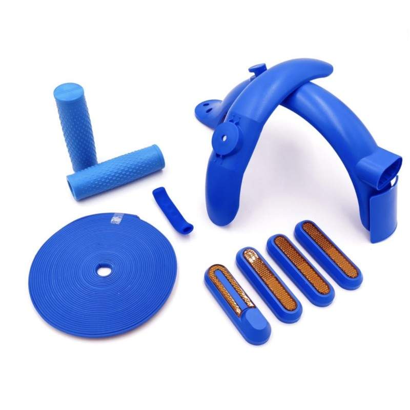 Egyedi színű burkolatkészlet - sárvédők és extrák - standard és nagy hátsó lámpa kialakítás.  - 6 Egyedi színű burkolatkészlet -