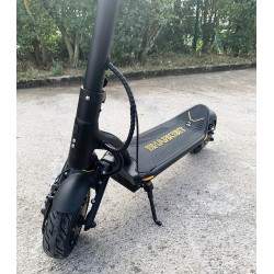 Sharkset RS1 - dva motora od 1400w - baterija od 20ah - domet od 50 do 70km Sharkset - 2 Sharkset RS1 - dva motora od 1400w - ba