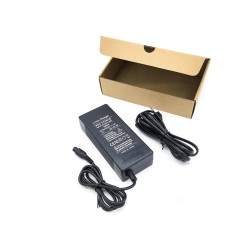 Oplader voor scooter of elektrische fiets 42V 2A - 36v - GX12 connector  - 1 Oplader voor scooter of elektrische fiets 42V 2A - 