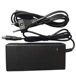 Oplader til Xiaomi Mi Scooter 3, Mi3, Mi 3 lite, Mi Scooter 4, Mi 4 Lite eller lignende scooter Xiaomi - 1 Oplader til Xiaomi Mi