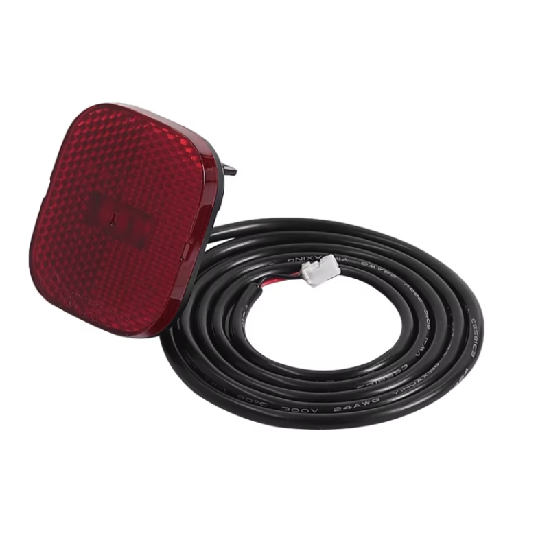 Zadniy fonar' dlya Segway F2, F2 Plus, F2 Pro ili analogichnykh. Segway - Ninebot - 1 Zadniy fonar' dlya Segway F2, F2 Plus, F2 