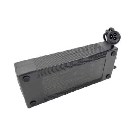 Nabíjačka Minimotors 83V 1.4A pre Dualtron 72V Storm, Ultra 2/X II UP, Thunder II a X2 Minimotors - 4 Vhodná pre Dualtron 72V St